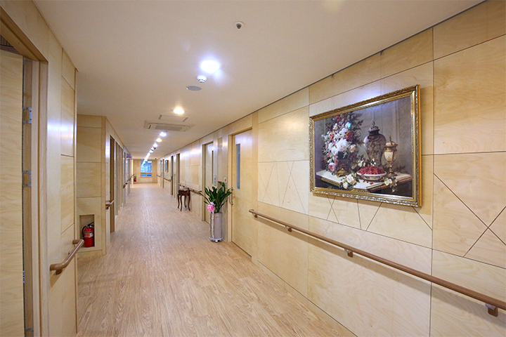 마더링케어 복도